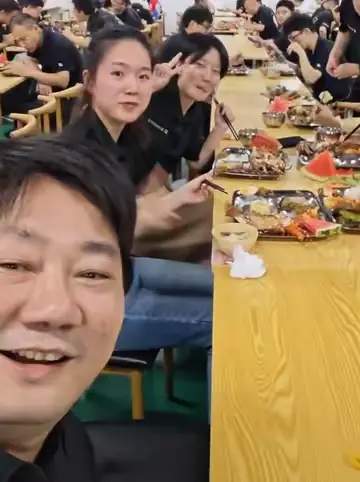 老板豪气送大龙虾,LPL战队食堂内卷升级:选手福利如何影响赛场表现?